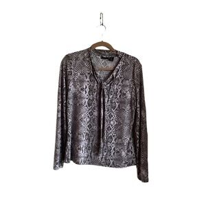 Tamari Women’s Snake Print blouse.  Size L